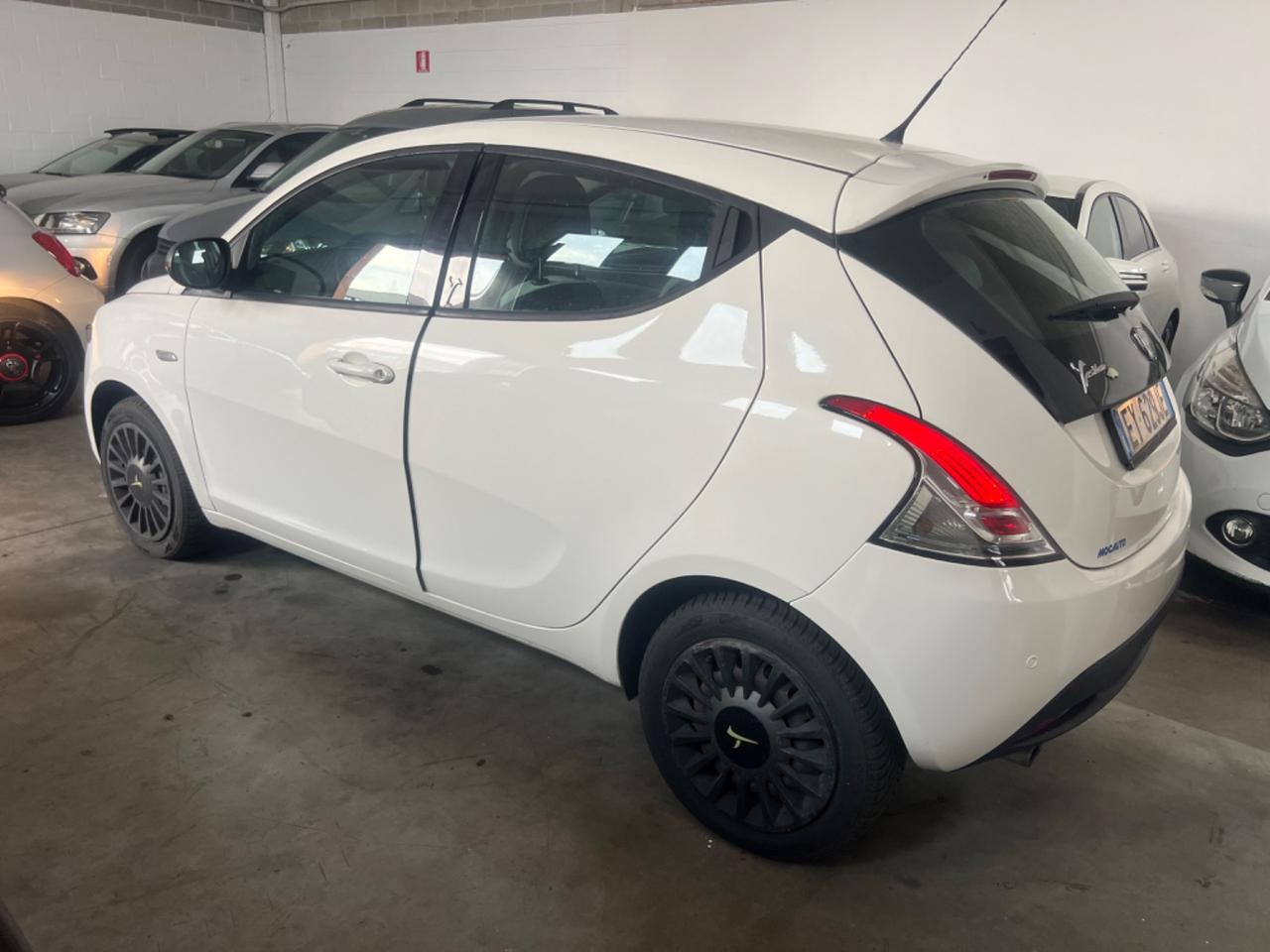 Lancia Ypsilon 1.2 69 CV Elle 12 mila km solo