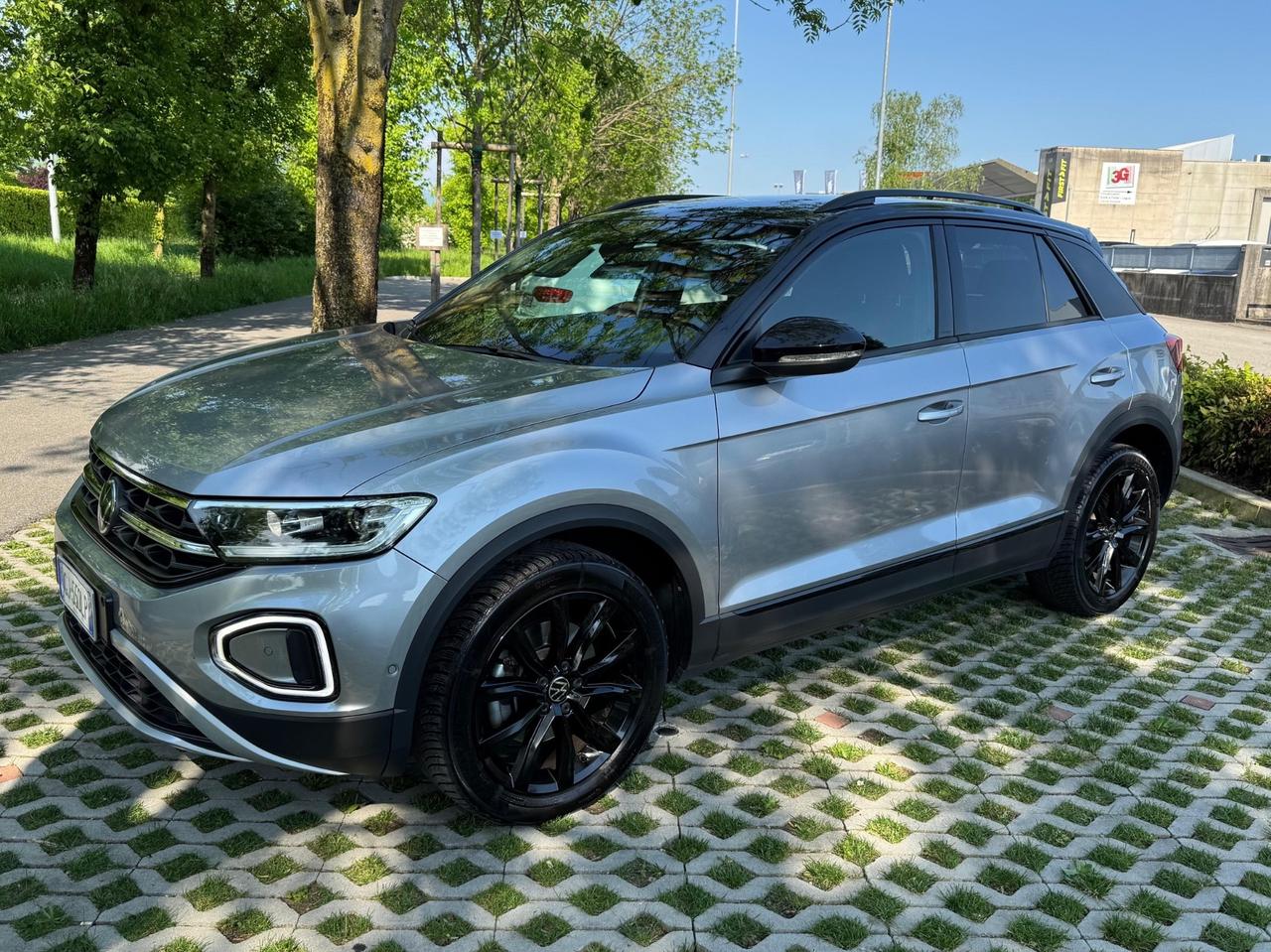 Volkswagen T-Roc 2.0 TDI SCR 150 CV DSG 4MOTION R-Line