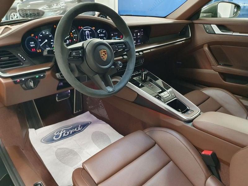 Porsche 911 992 Targa 4 GTS