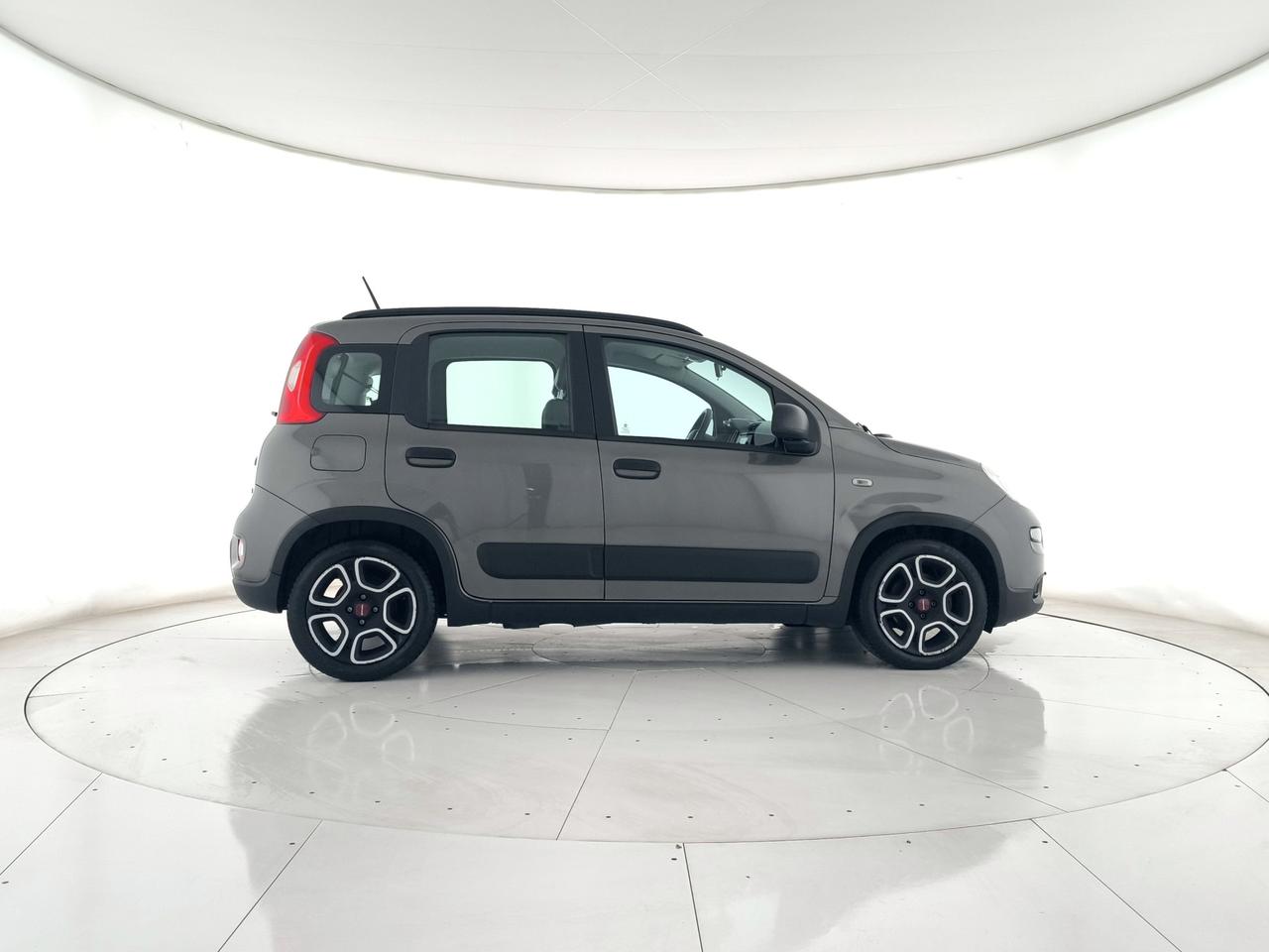 FIAT Panda 1.0 firefly hybrid City Life s&s 70cv NEOPATENTATI