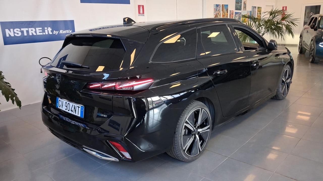 Peugeot 308 Plug-in Hybrid 225 e-EAT8 SW GT