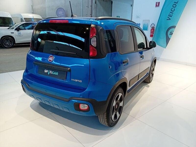 FIAT Panda 1.0 FireFly S&S Hybrid City Cross