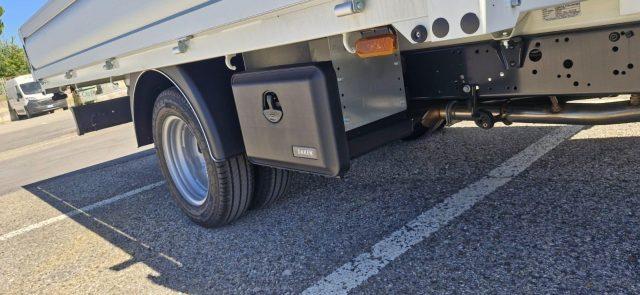 IVECO Daily 35 C18 C.Autom. CASSONE FISSO + GRU FASSI