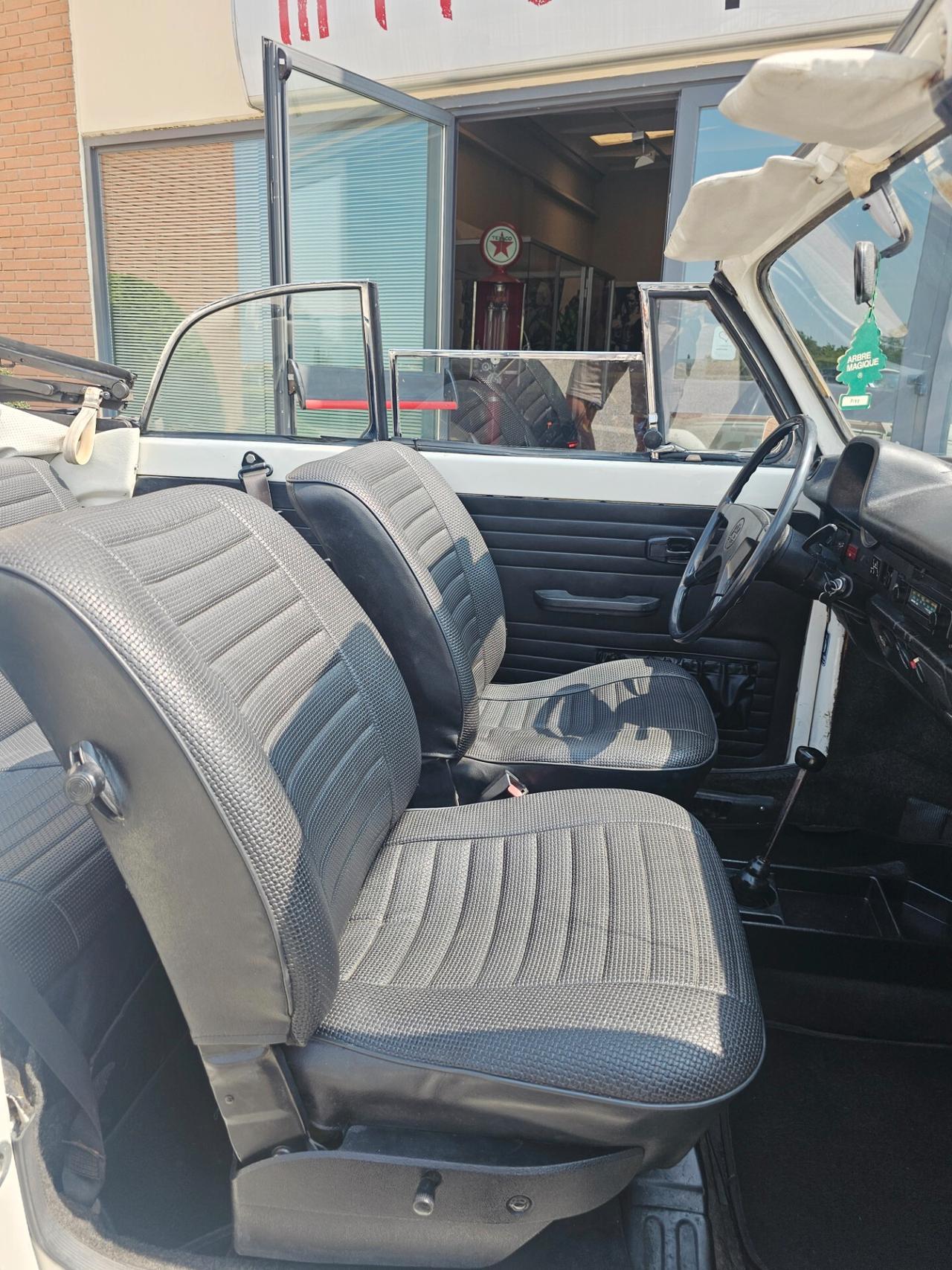 Volkswagen Maggiolino Maggiolone 1.6 cc Due proprietari