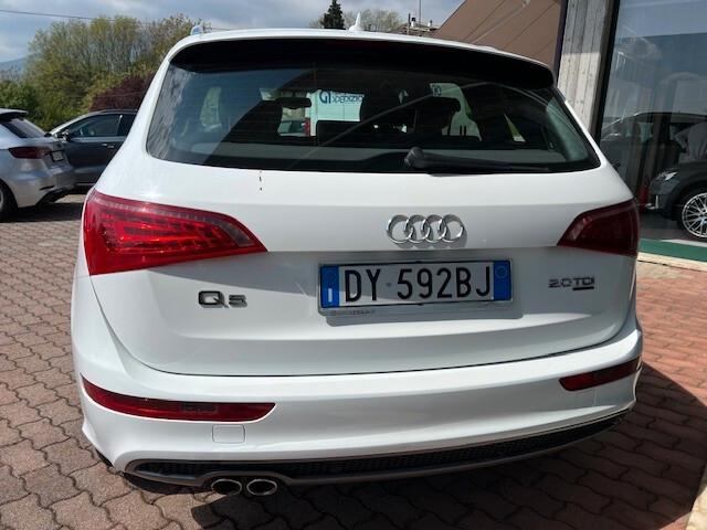 Audi Q5 2.0 tdi quattro 170cv s-tronic S-line, 19", Xenon
