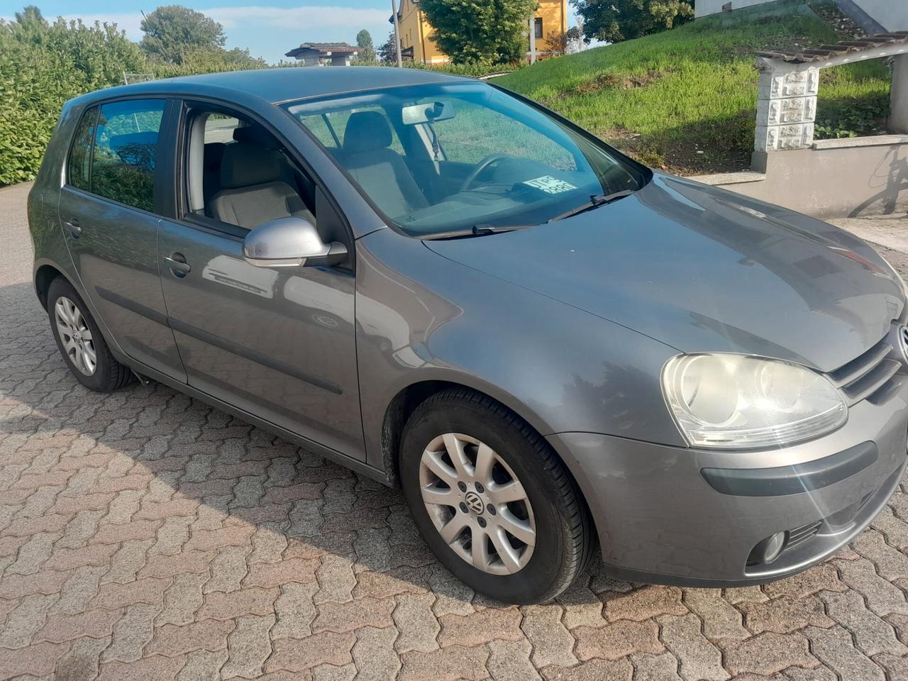 Volkswagen Golf 1.6 5p. Comfortline