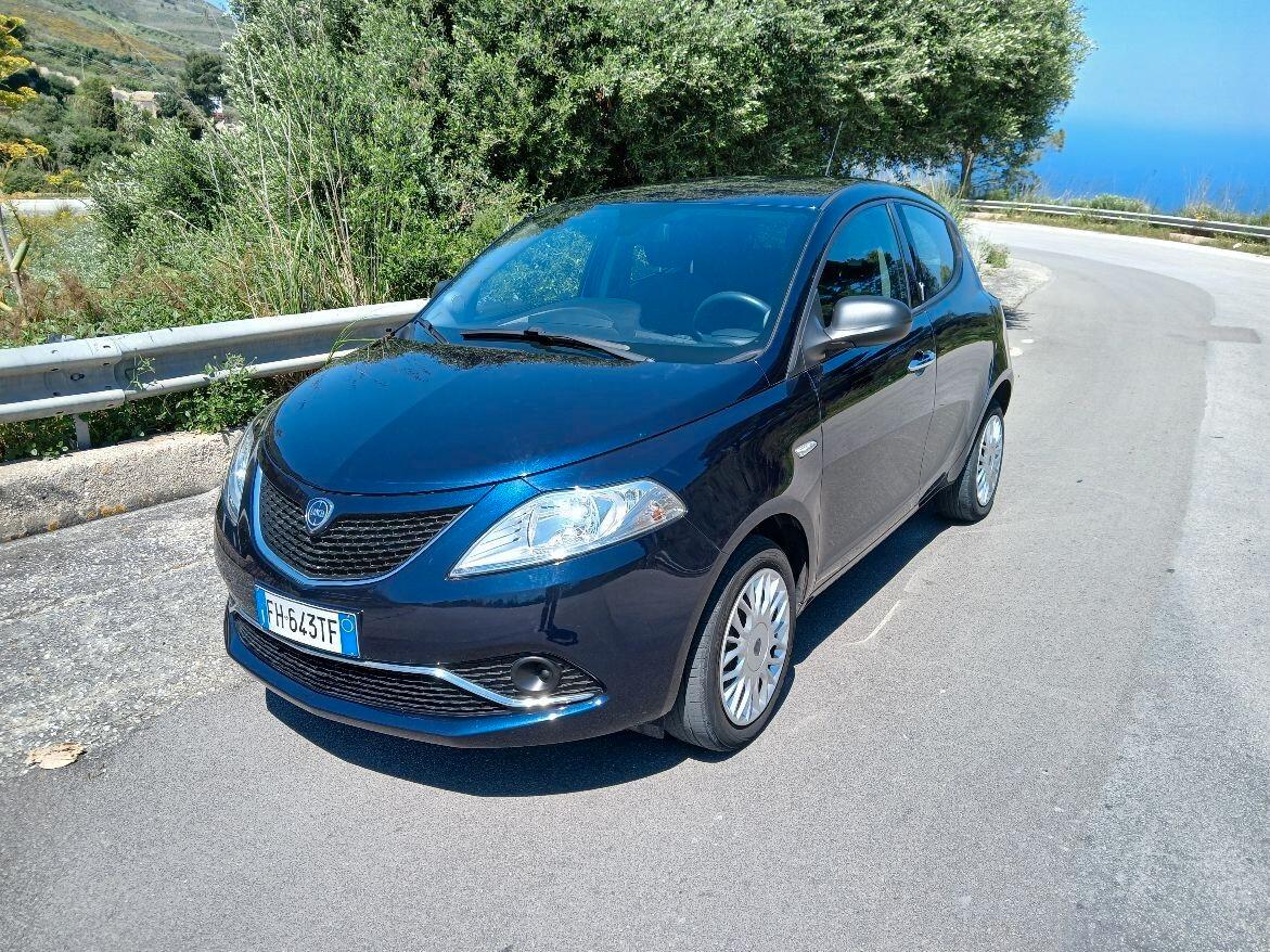 Lancia Y 1.2 Benzina (No hybrid)
