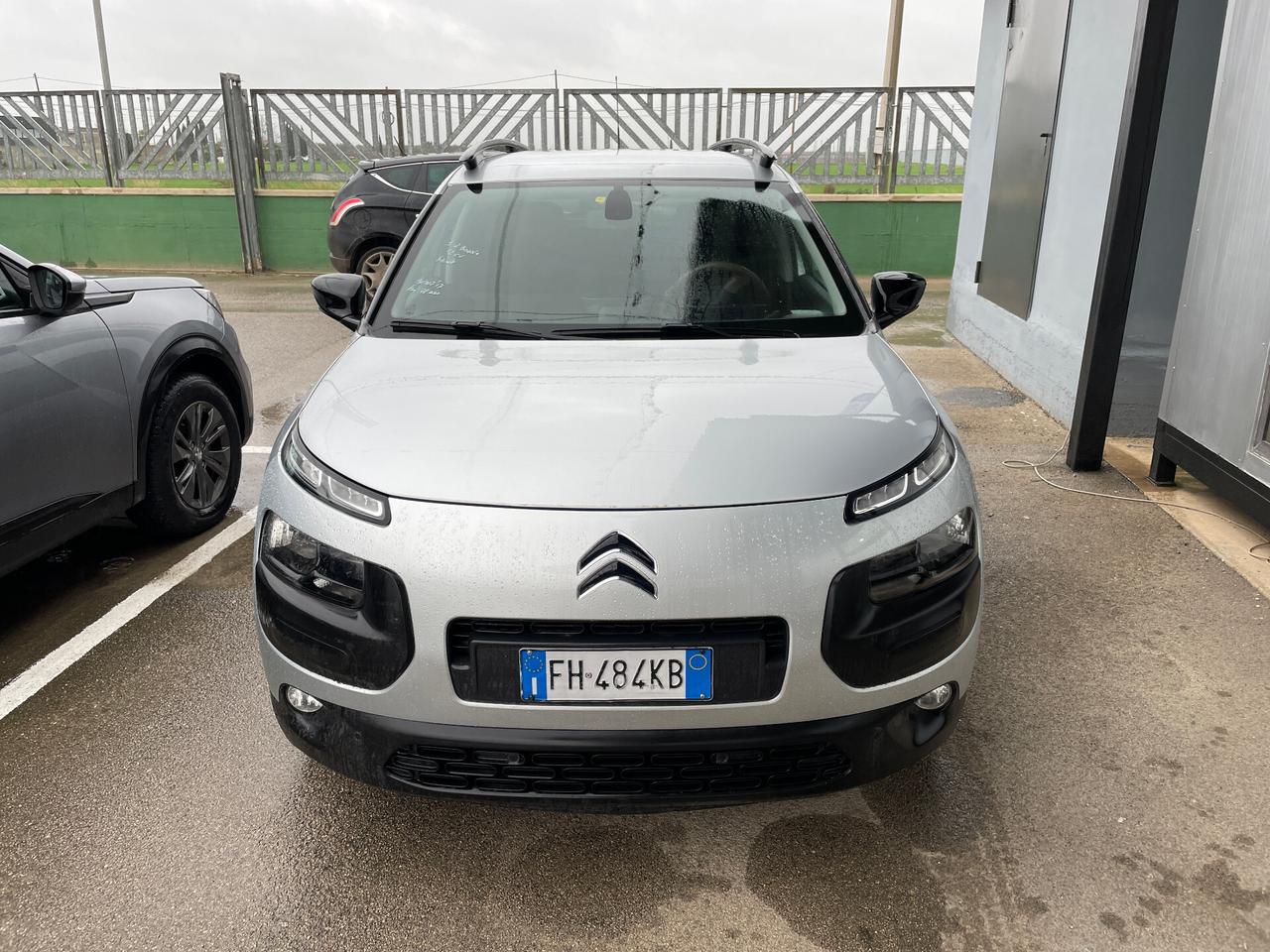 Citroen C4 Cactus 1.2 PureTech 82 Shine-NAVIGATORE