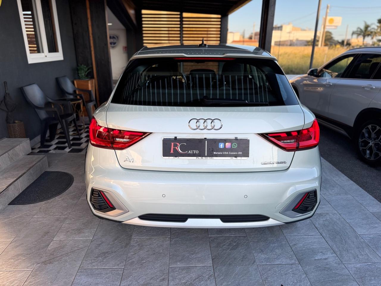 Audi A1 allstreet 30 TFSI Identity Contrast