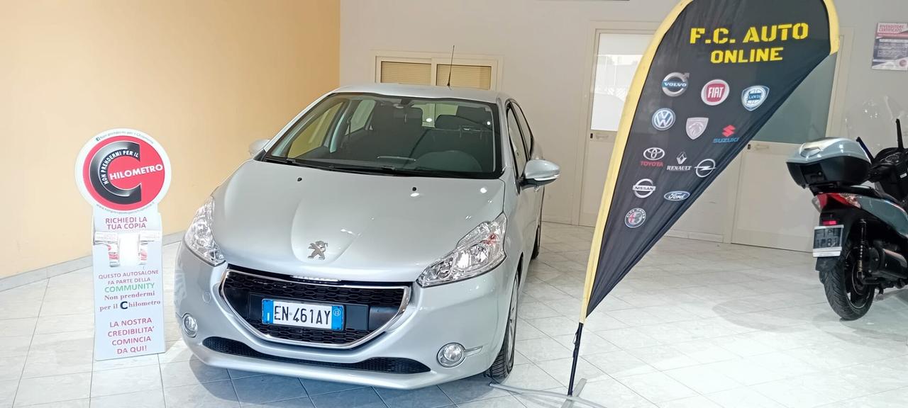 Peugeot 208 1.2 VTi 82 CV 5 porte Allure
