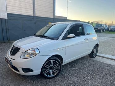 LANCIA - Ypsilon 1.2 8v New Oro (oro)