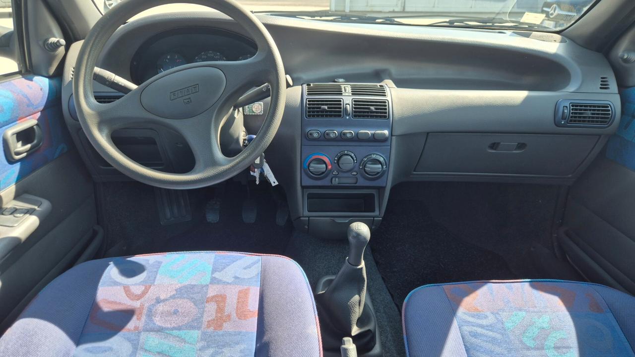 Fiat Punto 1.2i cat 5 porte SX