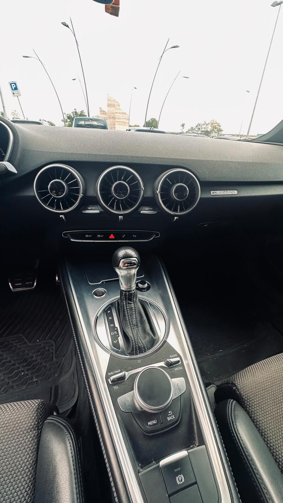 Audi TT Coupé 2.0 TFSI quattro S tronic line