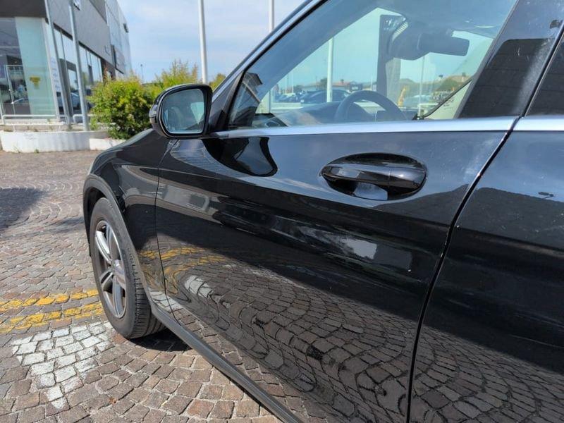 Mercedes-Benz GLC 200 D SPORT 4MATIC AUTO