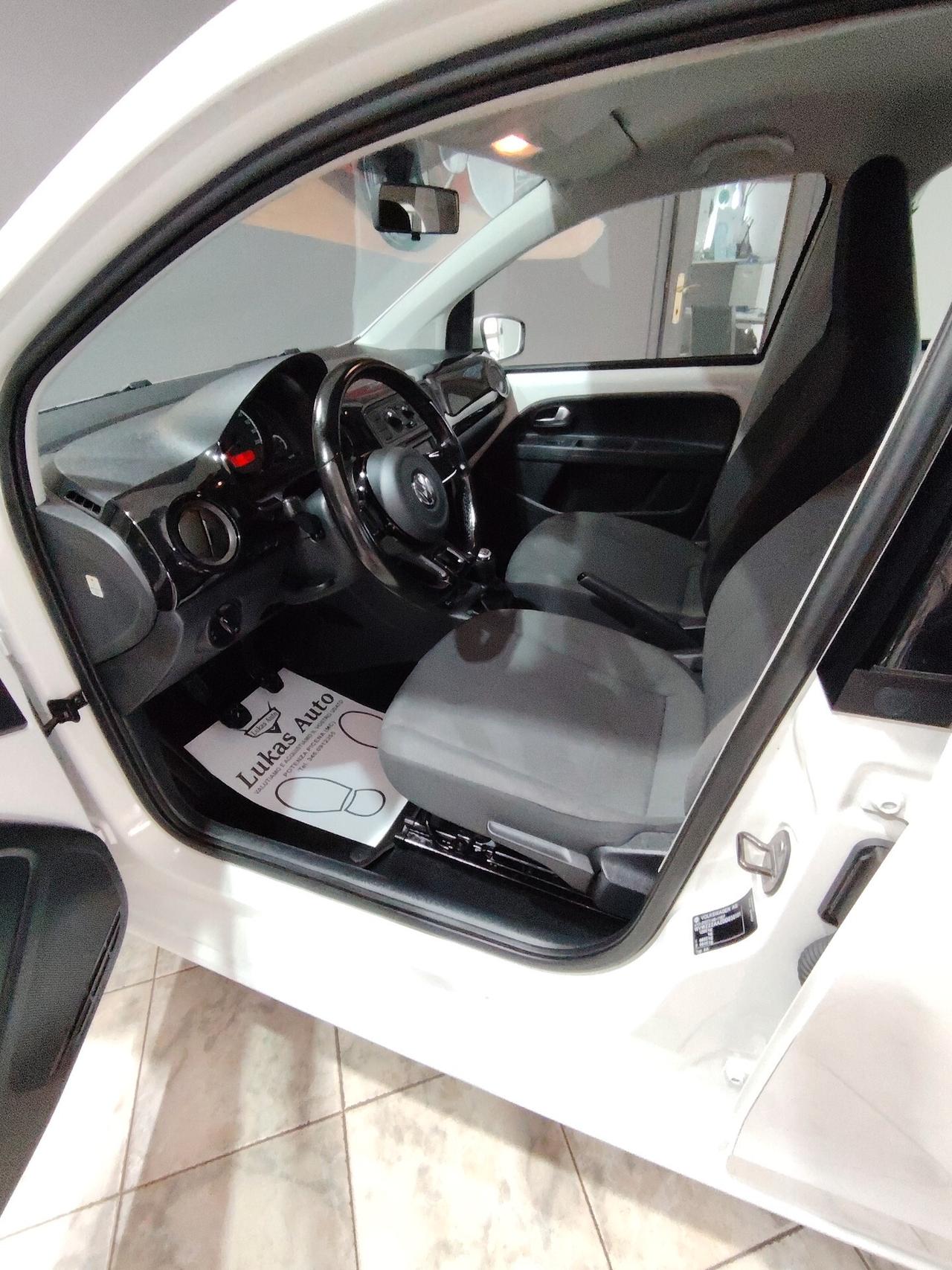 Volkswagen up! 1.0 75 CV 5p. high