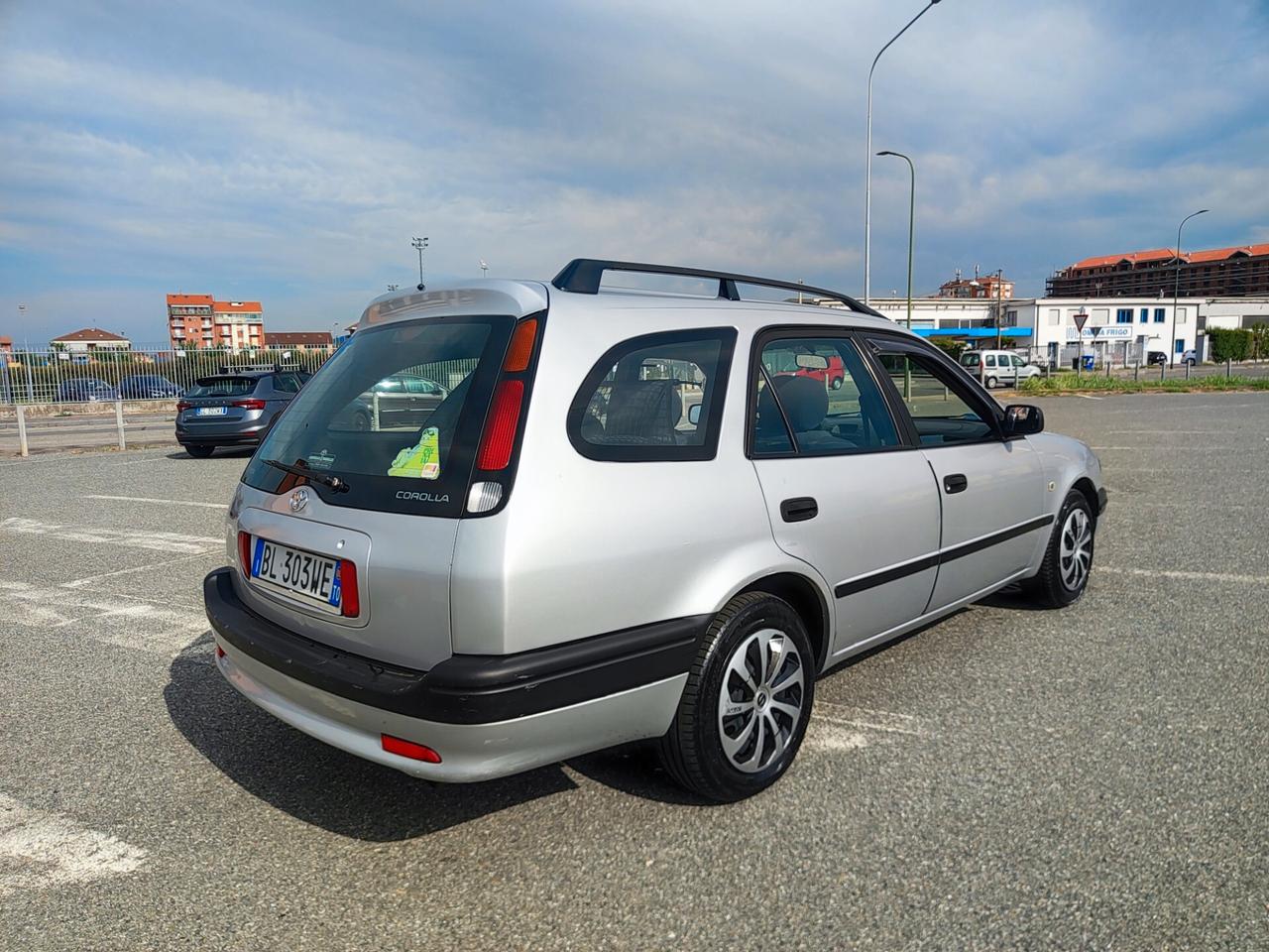 Toyota Corolla 1.4i 16V S.W. Sol