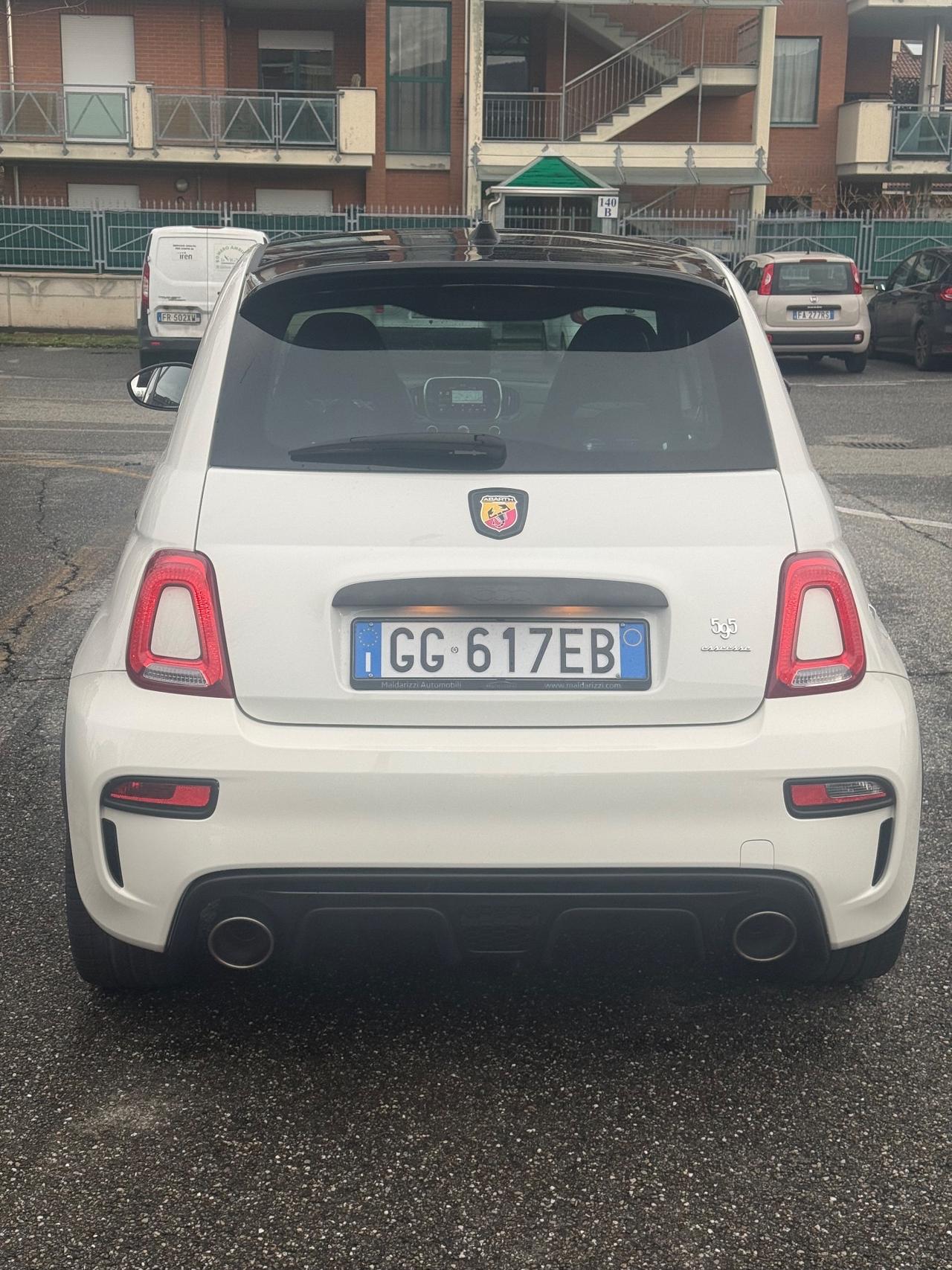Abarth 595 1.4 Turbo T-Jet 180 CV Esseesse