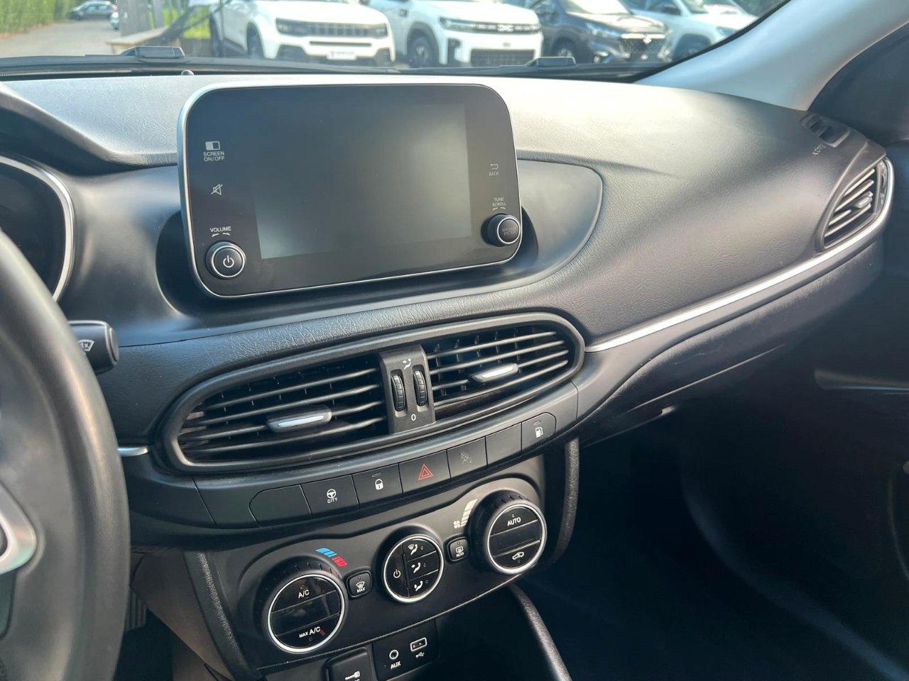 Fiat Tipo 5 Porte Tipo 5p 1.4 tjt Lounge Gpl 120cv
