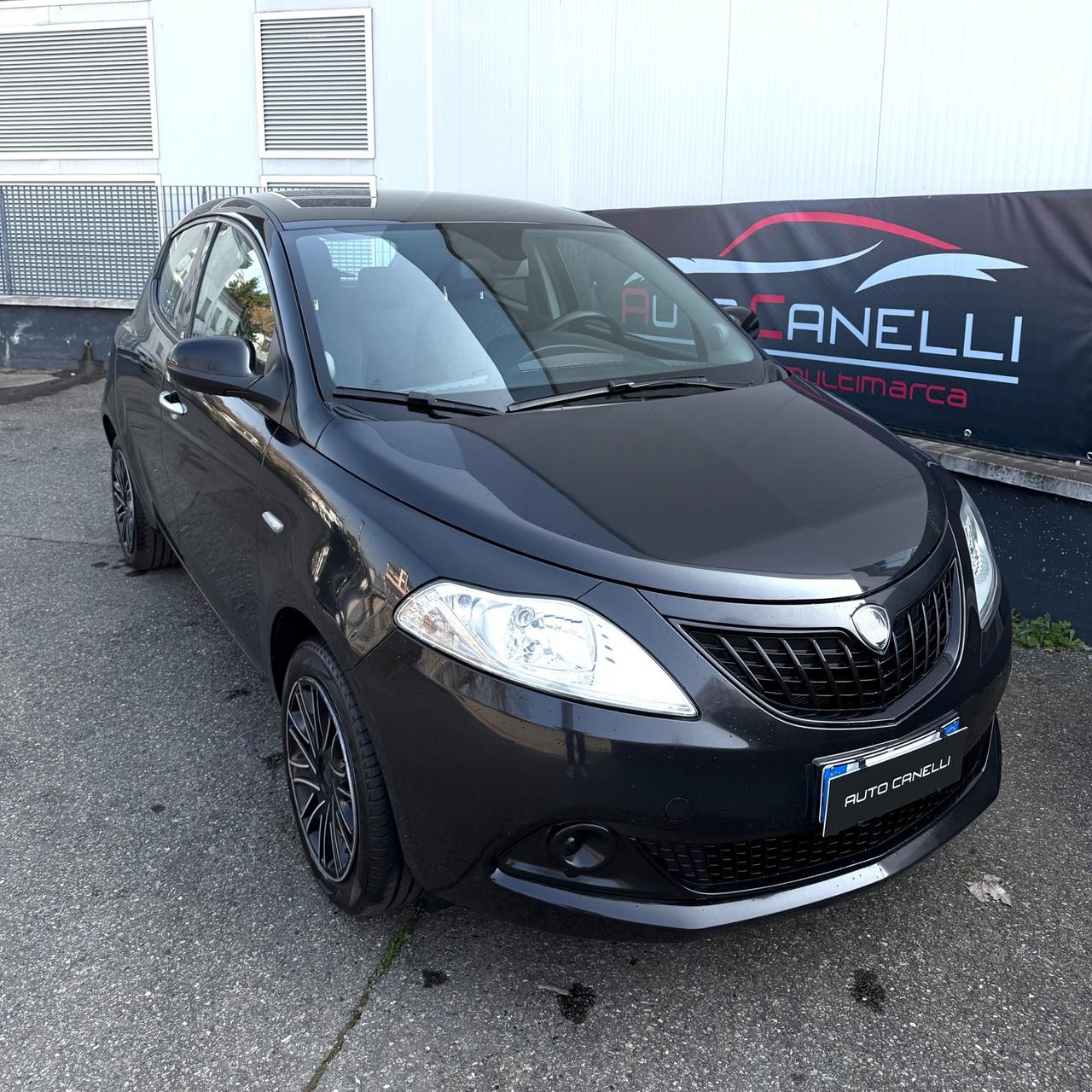 Lancia Ypsilon 1.0 FireFly 5 porte S&S Hybrid Silver Plus PREZZO REALE