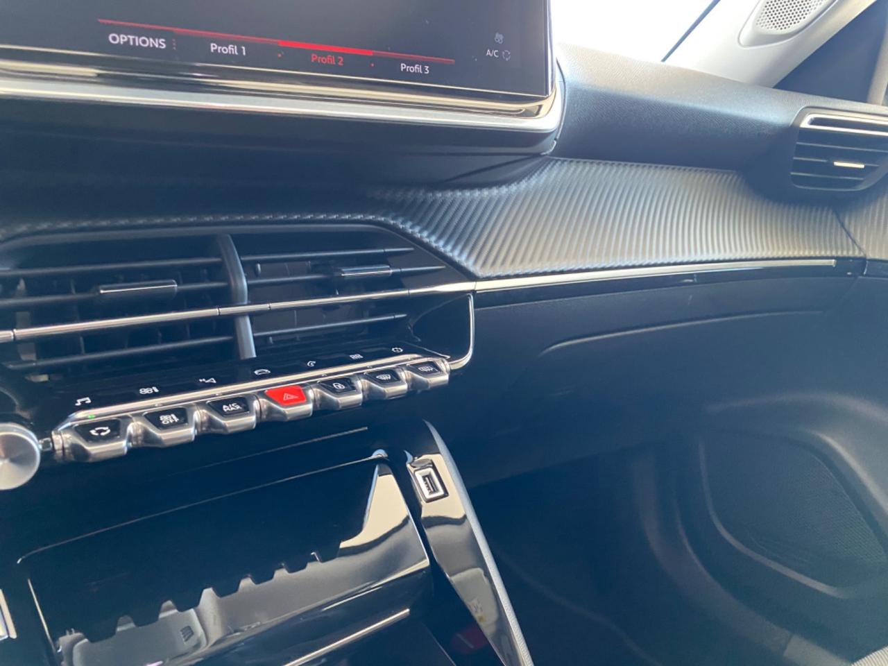 Peugeot 2008 BlueHDi S&S ALLURE+COCKPIT/KEYLESS2021