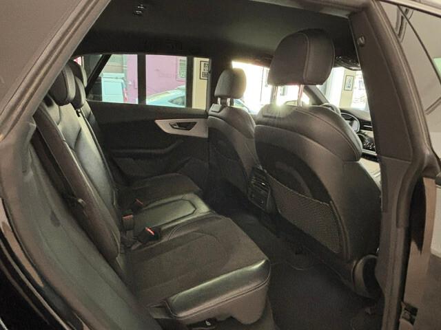 Audi Q8 45 3.0 tdi mhev Quattro Tiptronic S-Line