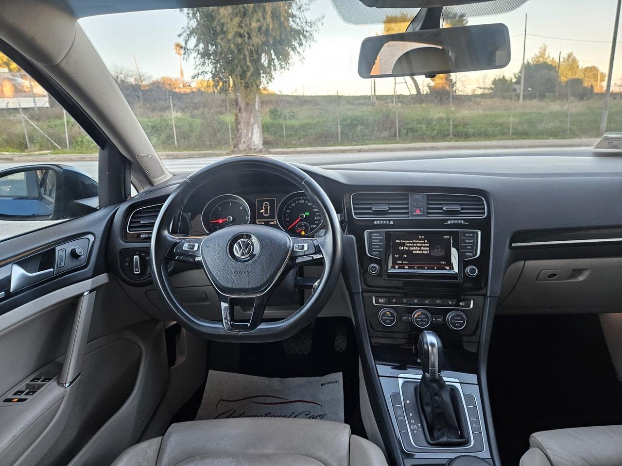 Volkswagen Golf 2.0Tdi 150cv autom. Highline pelle tot