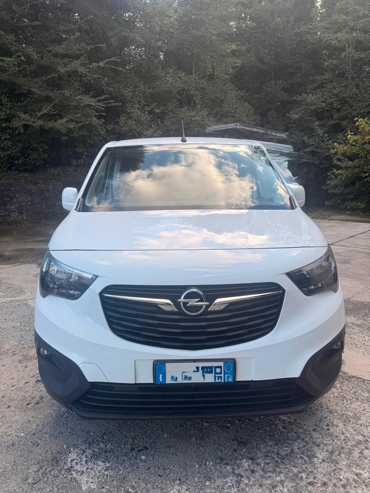 Opel Combo Cargo 1.5 Diesel 100CV PC 650kg Edition