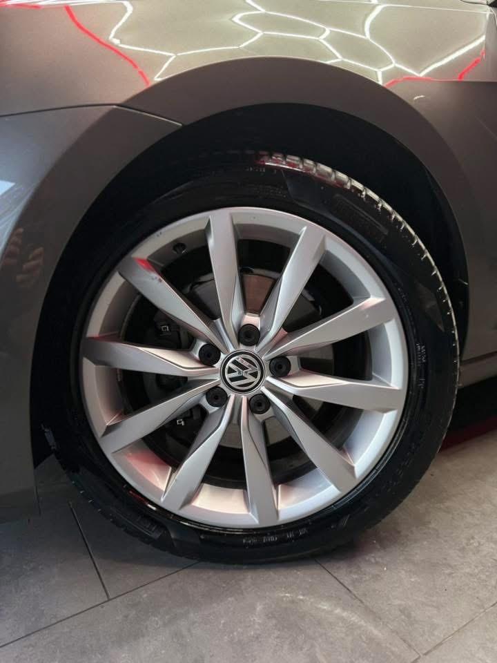 Volkswagen Golf 2.0 TDI DSG 150 CV TETTO . Highline BlueMotion Technology