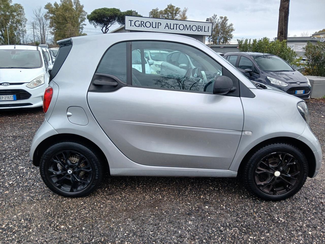 Smart ForTwo 70 1.0 twinamic Youngster pelle navi