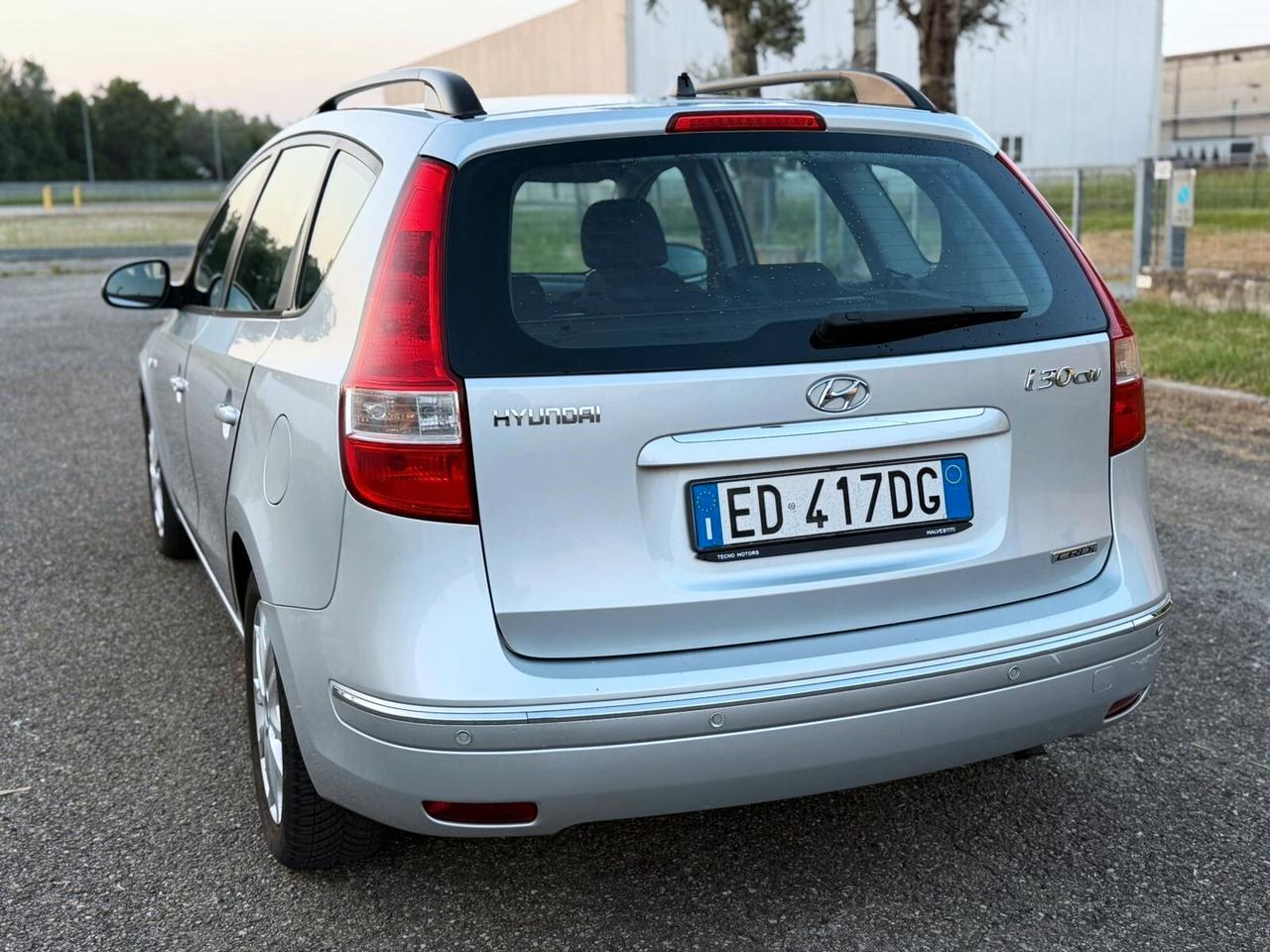 Hyundai i30 SW 1.6 CRDi 90cv Neopatentati