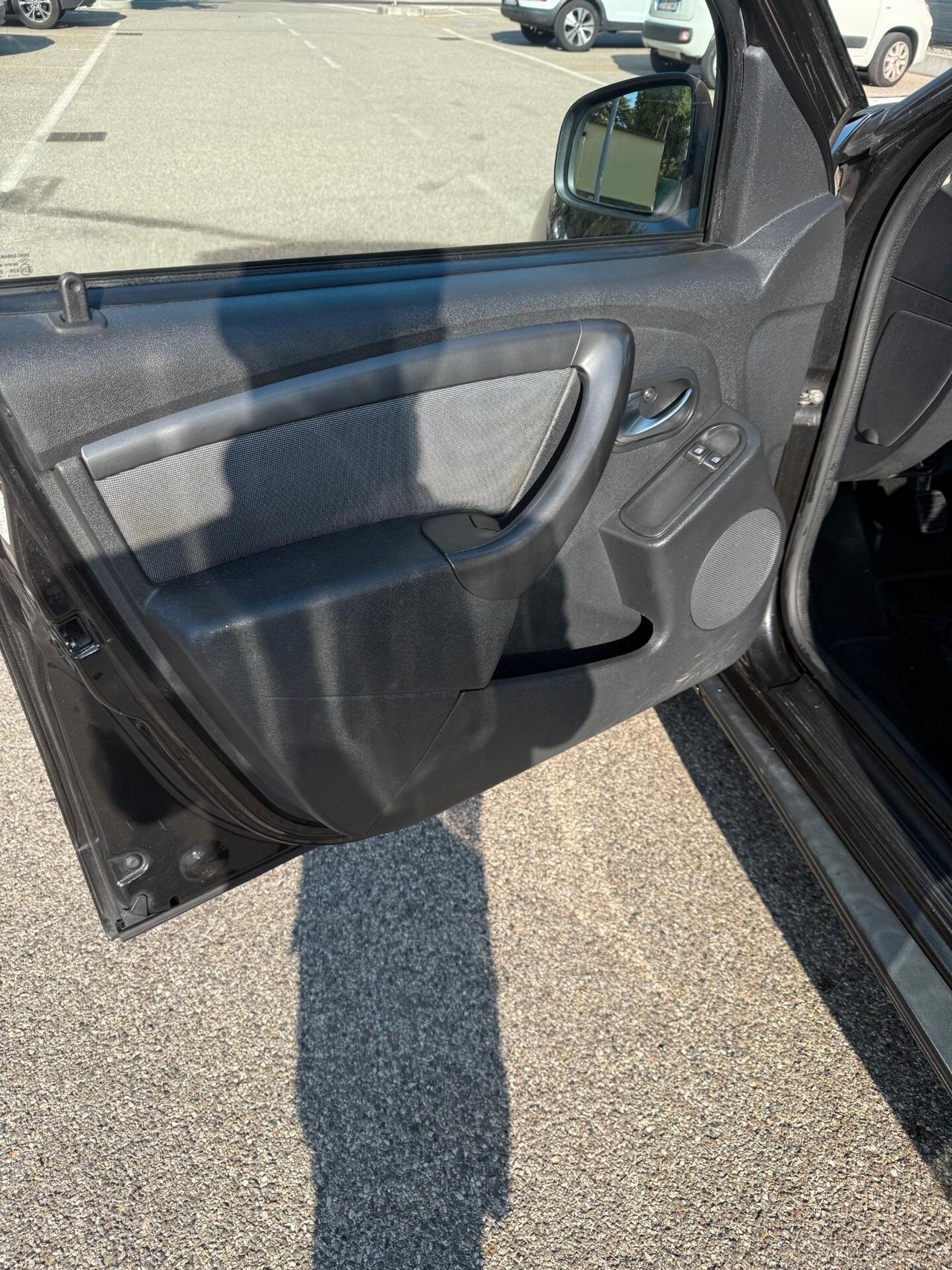 Dacia Duster 1.6 Gpl - NAV. - 12 MESI DI GARANZIA -