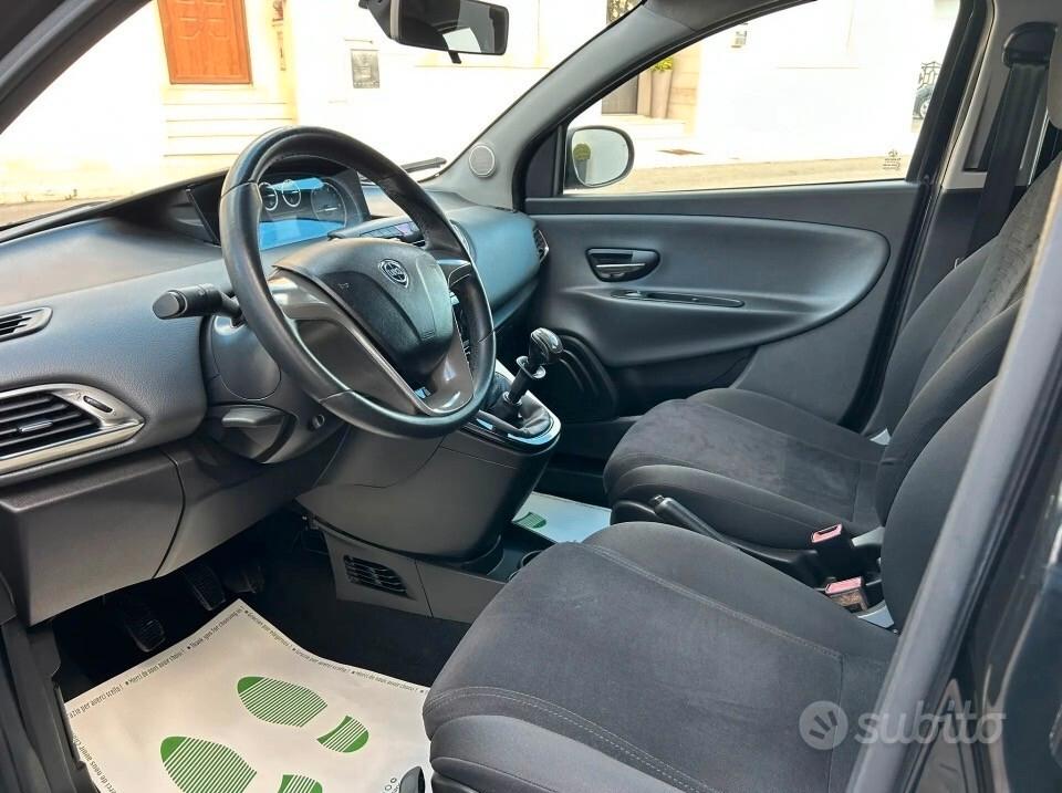 Lancia Ypsilon 1.2 GPL Casa Madre scad.2033 Block Shafe