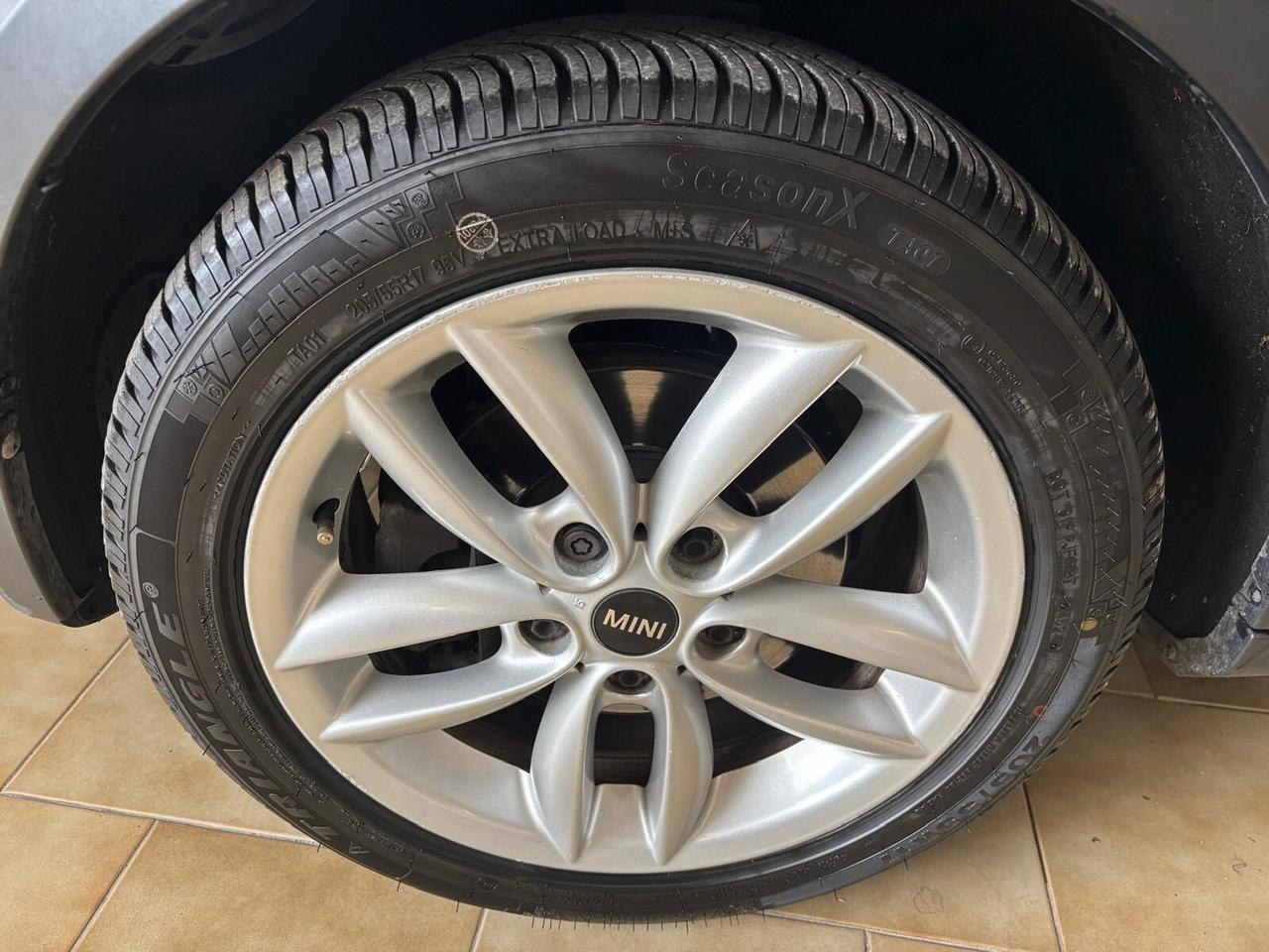 MINI CONTRYMAN ANNO 2013 DS 2.0 AUTOMATICA ADATTA NEOPATENTATI KM 190 MILA