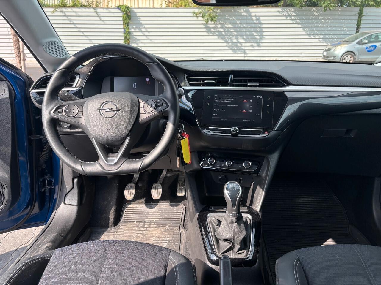 Opel Corsa 1.2 Elegance