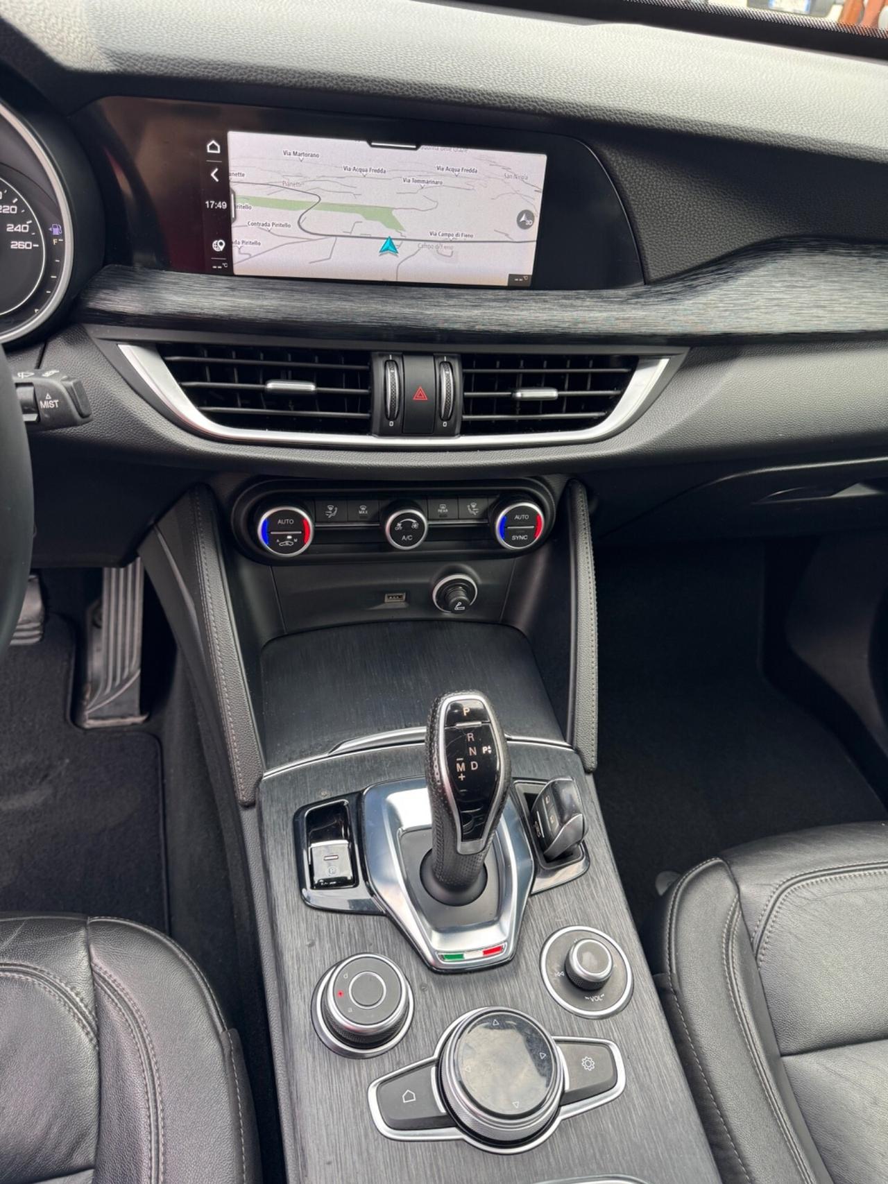 Alfa Romeo Stelvio 2.2 Turbodiesel 160 CV AT8