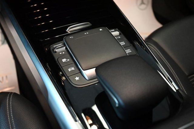 MERCEDES-BENZ GLB 180 d AUTO SPORT NAVI CAM 18"CRUISE LED CARPLAY FULL!!