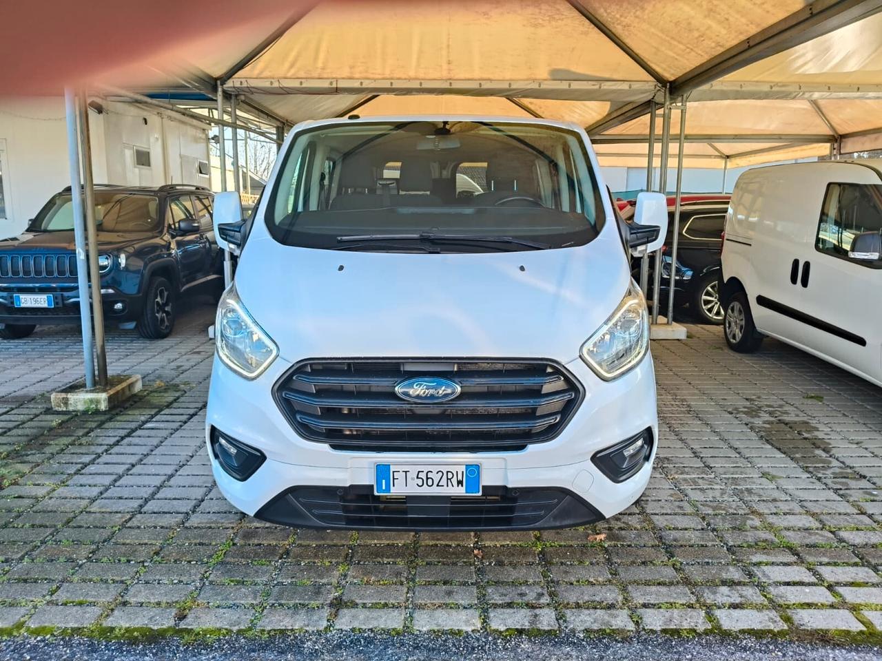 Ford Transit Custom 320 2.0 TDCi 130 PC Combi Trend