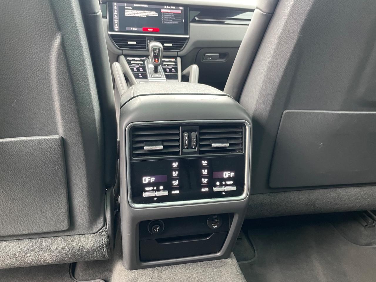 Porsche Cayenne 3.0 V6 *MOONLIGHT BLUE*