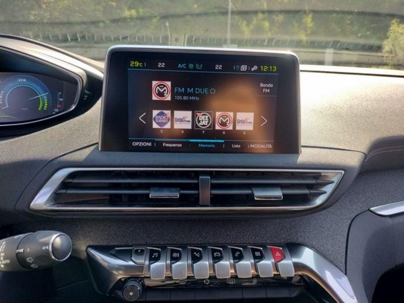 Peugeot 3008 3008 1.6 hybrid4 phev GT Line 300cv e-eat8