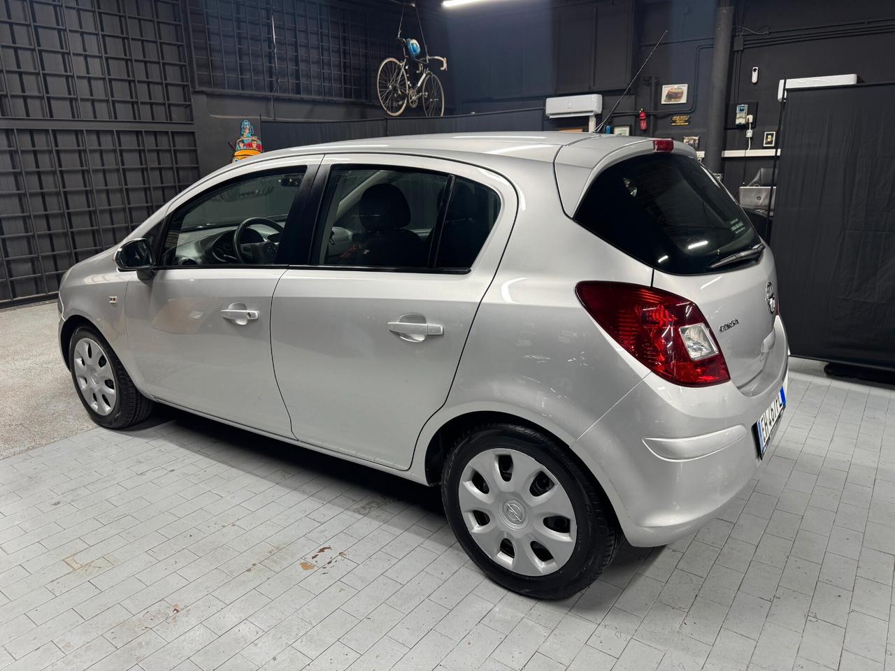 Opel Corsa 1.2 5 porte Elective Neopatentati