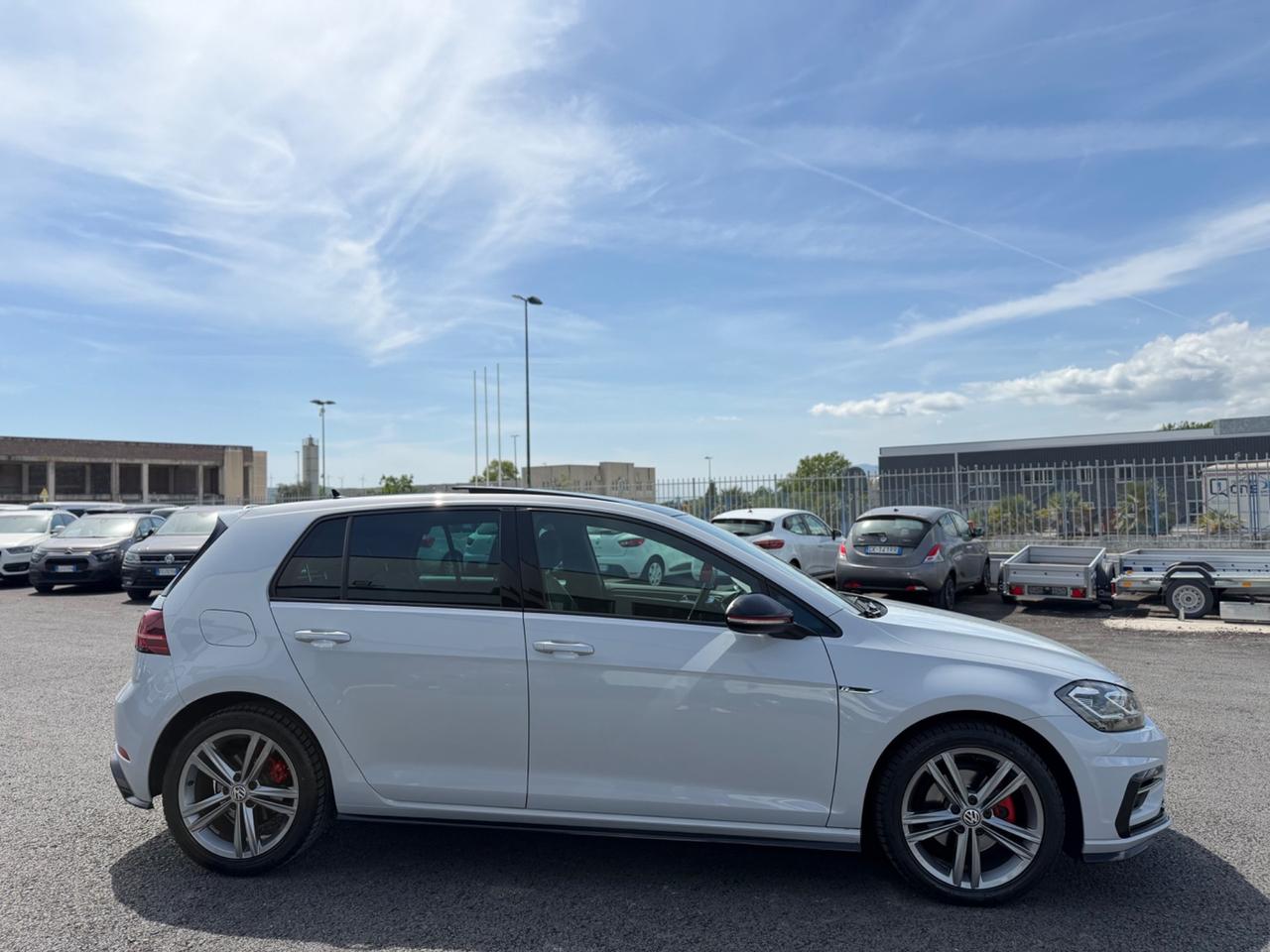 Volkswagen Golf 1.6 TDI 115 CV 5p. R-Line BlueMotion Technology