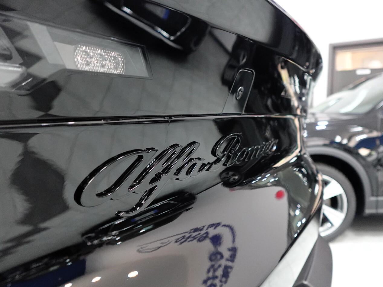 Alfa Romeo Junior 1.2 IBRIDA 145 CV EDCT6 SPECIALE PACK SPORT