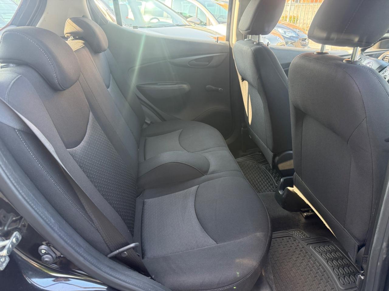 Opel Karl 1.0 75 CV