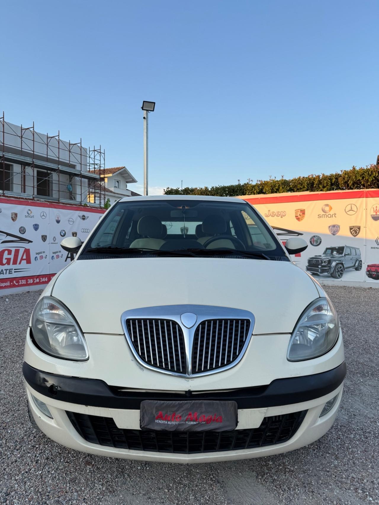 Lancia Ypsilon 1.3 Multijet 16V Argento