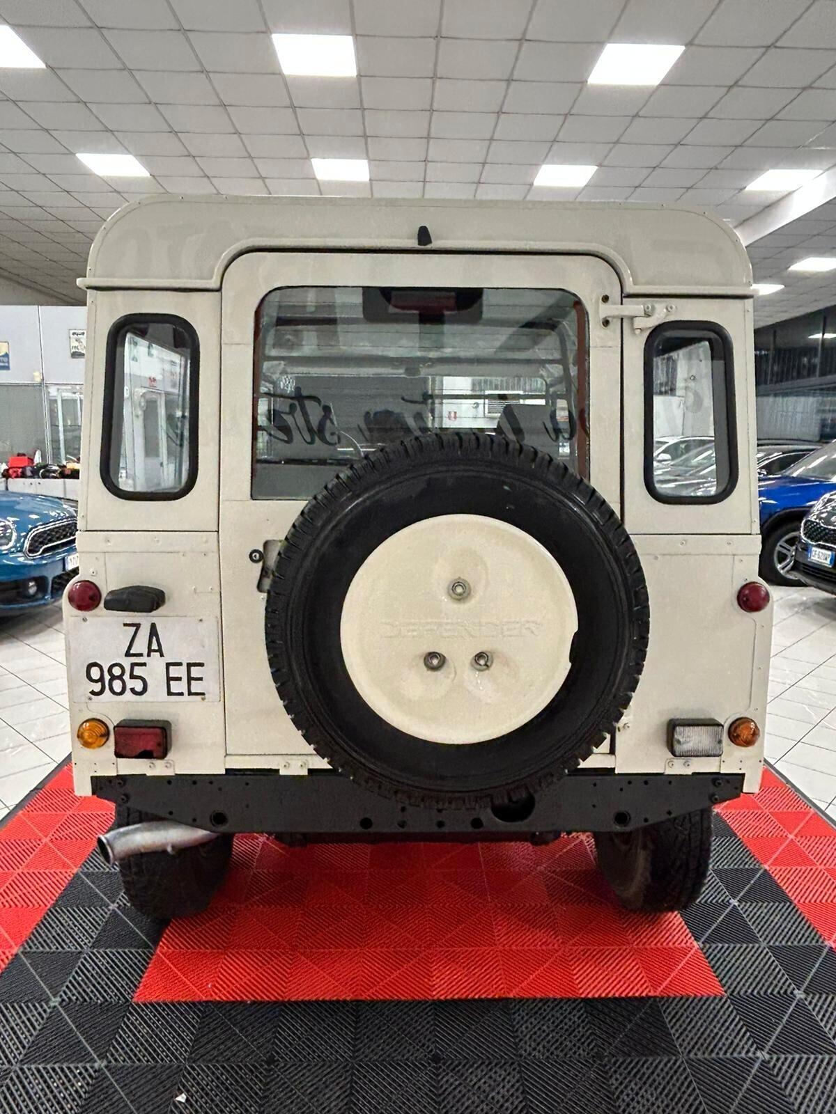 Land Rover Defender 90 2.5 Td5