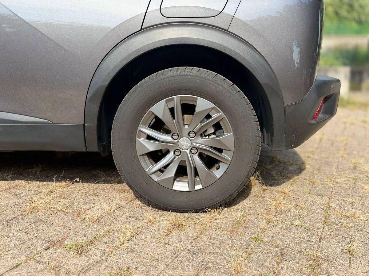 Peugeot 2008 1.5 bluehdi Active Pack s&s 110cv