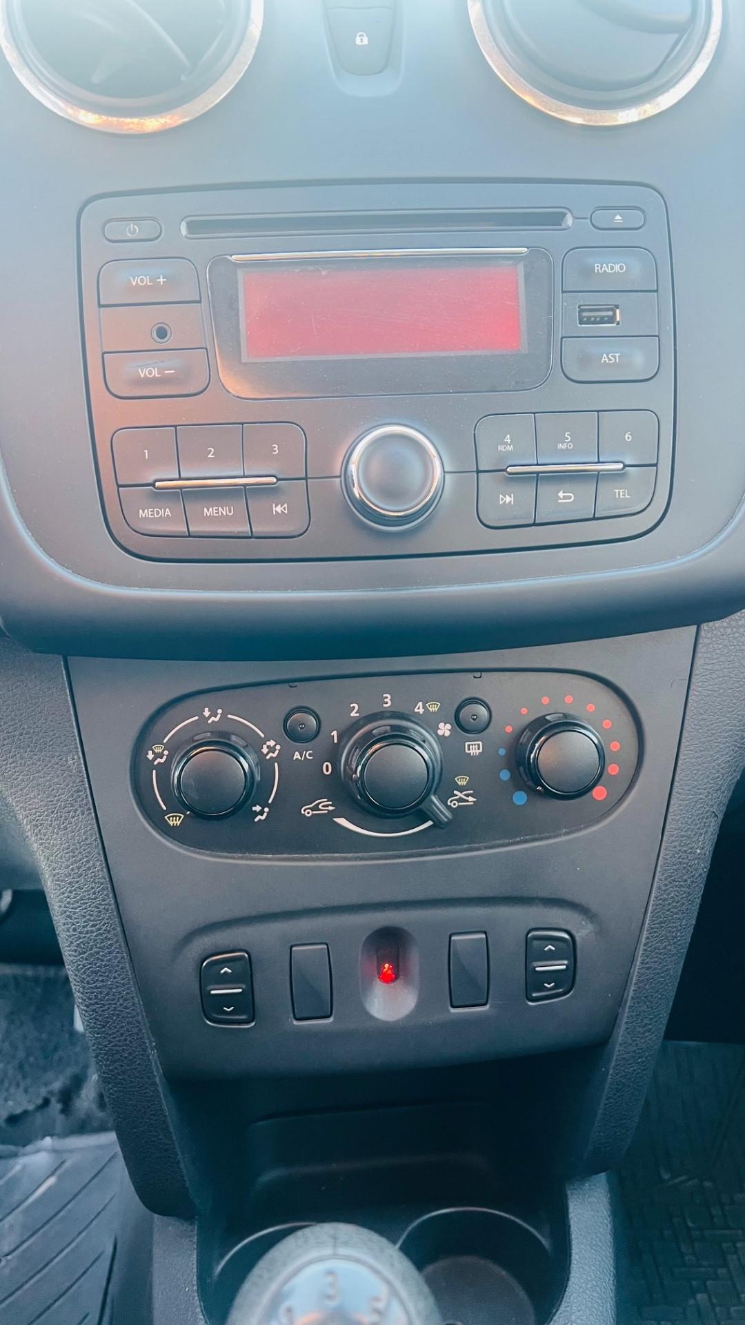 Dacia Sandero 0.9 TCe 12V TurboGPL 90CV Start&Stop Ambiance