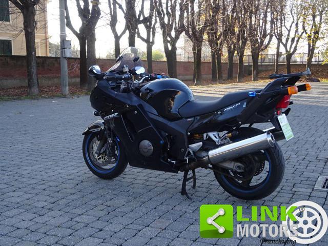 HONDA CBR 1100 XX Super Blackbird