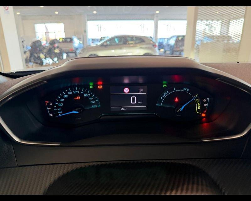 Peugeot 2008 Style Hybrid 145 e-DCS6
