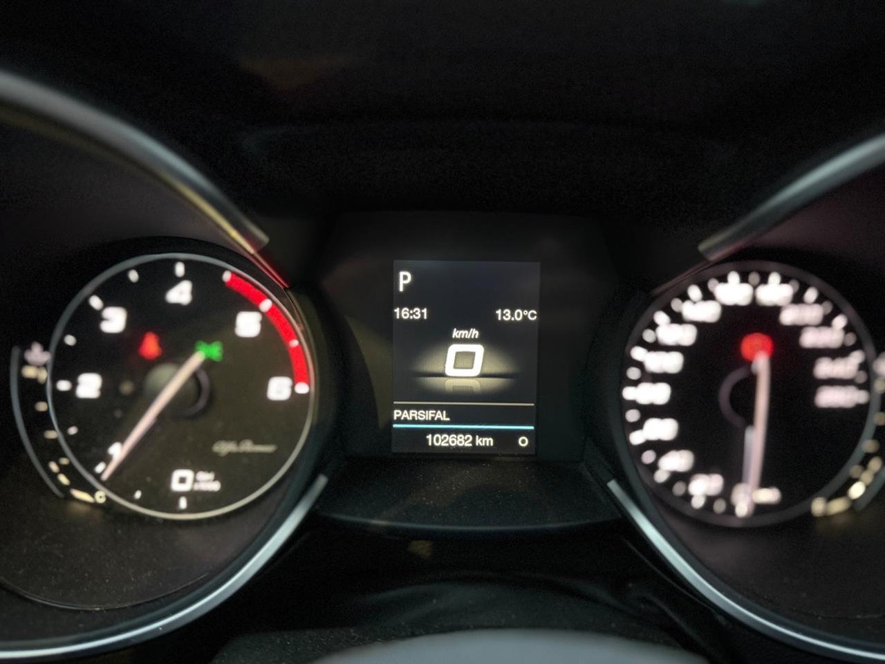 Alfa Romeo Stelvio 2.2 Turbodiesel 160 CV AT8 RWD Business